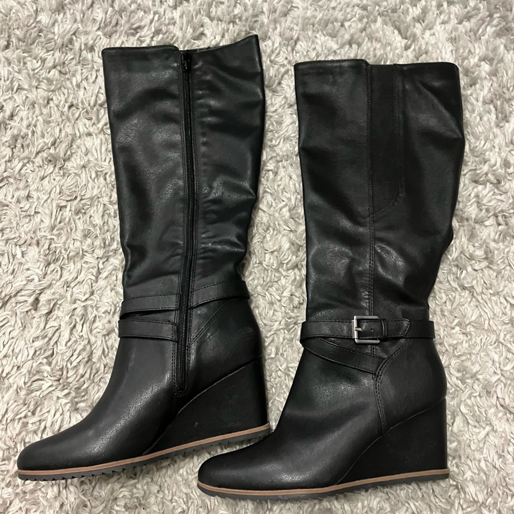 **Brand New** SOUL Naturalizer “Harvest” boots size 9.5